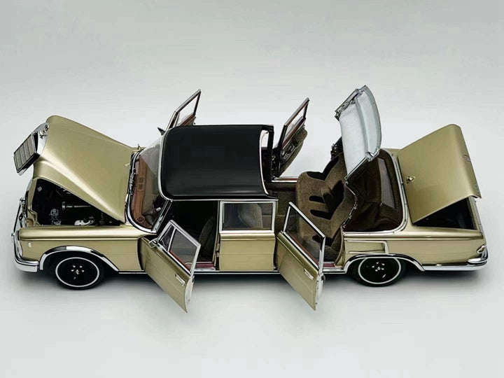 Mercedes 600 Pullman W100 Gold Soft top Vintage car 1:18 Diecast Model Car