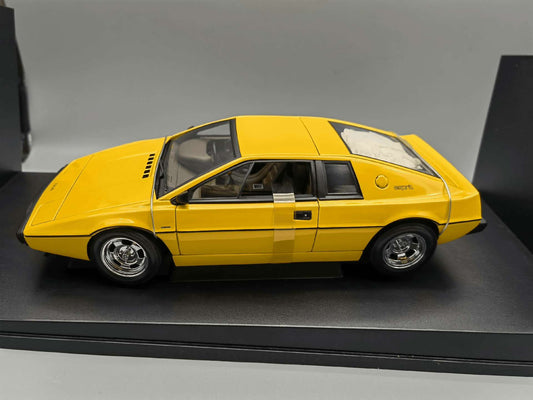 【Rare】Lotus Esprit Type 79 1979 Yellow 1:18 Resin Model Vintage Sports Car