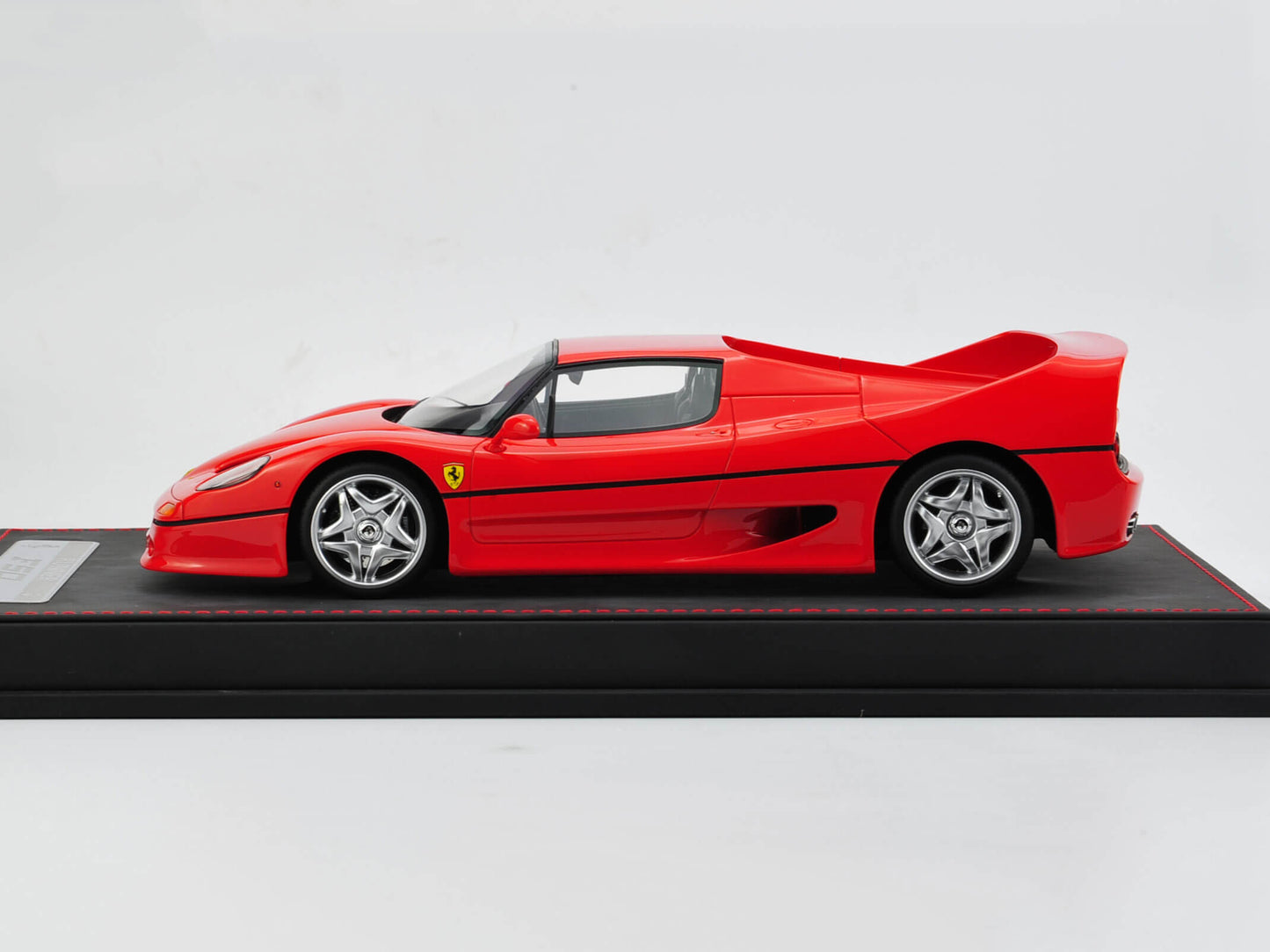 Ferrari F50 Red Super Car 1:18 Scale Diecast Model Car